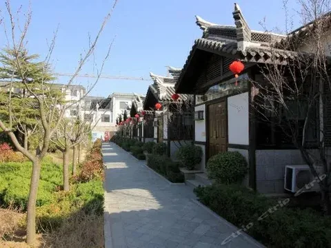 Шаогуань: Hot Spring Resort Hotel
