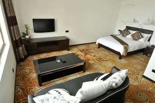 Лоян: Luoyang Dawei Jiuchao Hotel Xinqu Branch