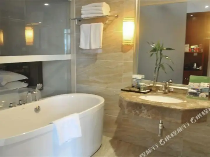Пинсян: Ronggang International Hotel