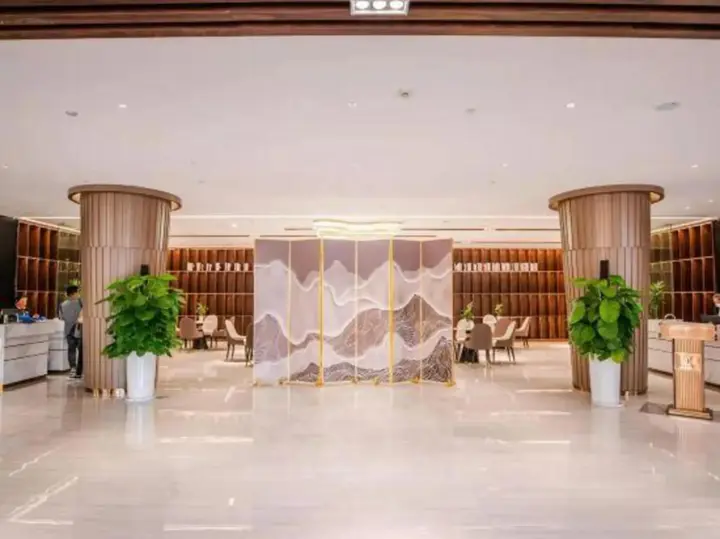 Пинсян: Ronggang International Hotel