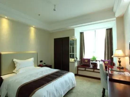 Хуанган: Huaggang Deerfu Yiaihu Hotel