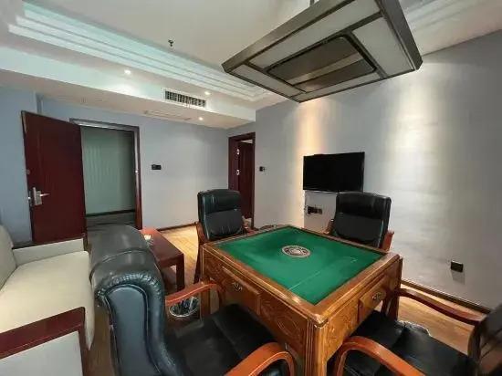 Хуанган: Huaggang Deerfu Yiaihu Hotel