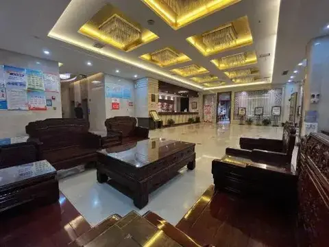 Хуанган: Huaggang Deerfu Yiaihu Hotel