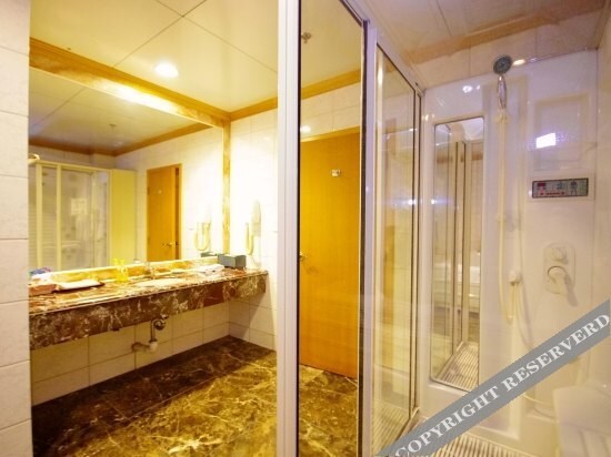 Ибинь: Leicester Hotel • Selection (Huarong Branch)