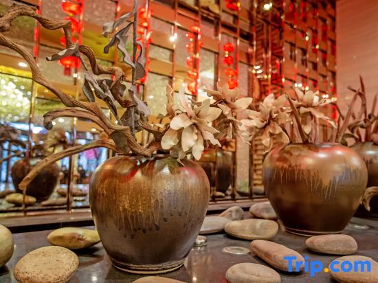 Инкоу: Jing Hu Exquisite Hotel