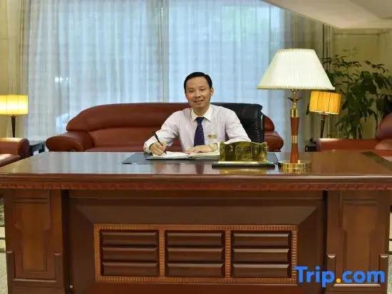 Джиангме: Tian Yue Business Hotel