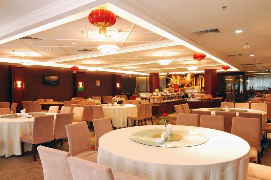 Юнчжоу: Huafeng Huatian Hotel
