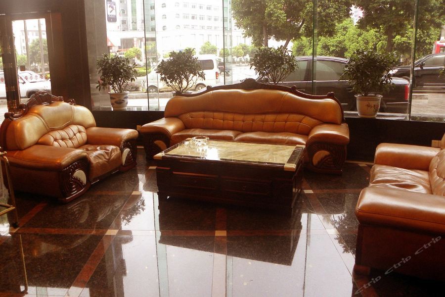 carousel image 0