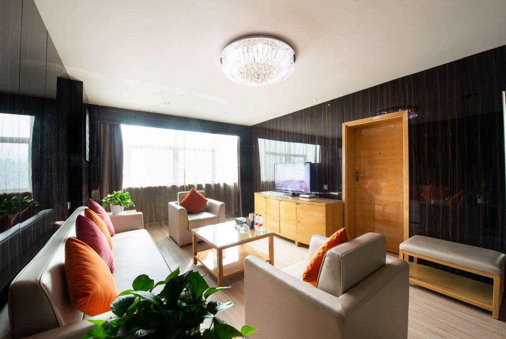 Каили: Ramada by Wyndham Encore Kaili West