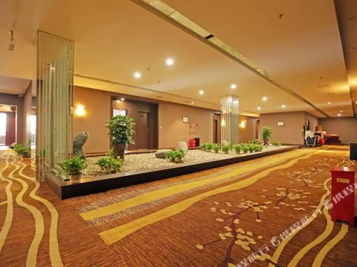 Meishan Meizhou Riverside Hotel — фото 4