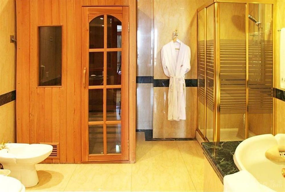 Чжэнчжоу: Zhengzhou Feng Le Yuan Hotel