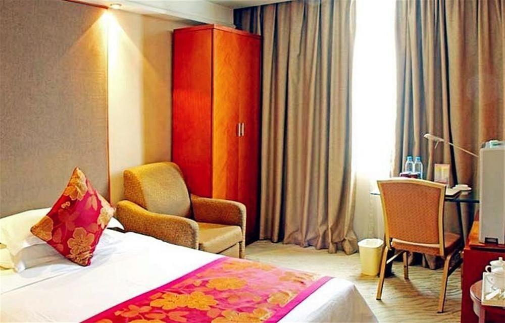 Чжэнчжоу: Zhengzhou Feng Le Yuan Hotel