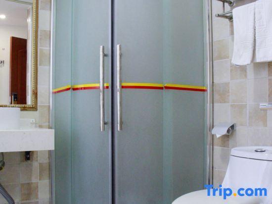 Пекин: Super 8 Hotel Beijing Daxing Huangcun West Street Metro Station