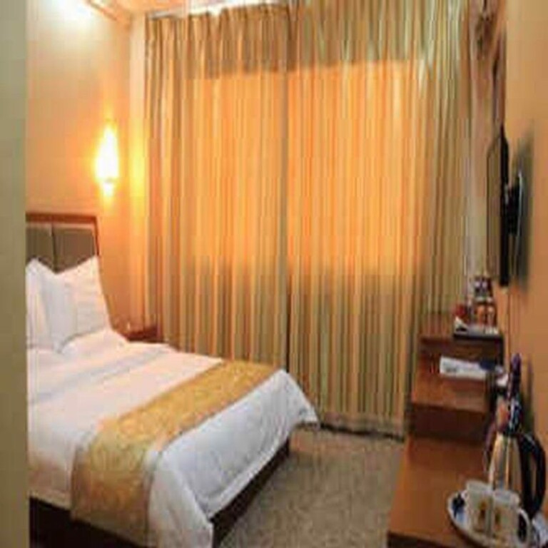 Ордос: Super 8 Hotel Ordos Kangbashi Bo Yu