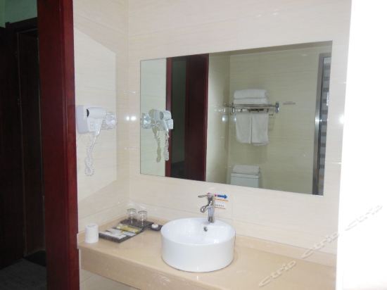Луннань: Super 8 Hotel Longnan Wudu Panxuan Road Square