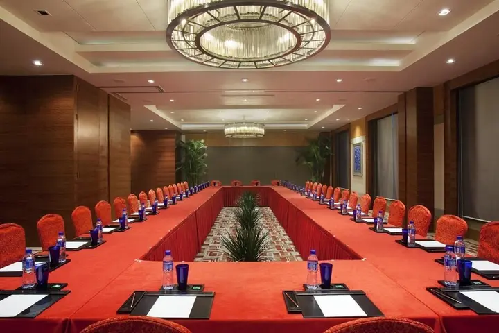 Даньдун: Crowne Plaza Hotel Dandong