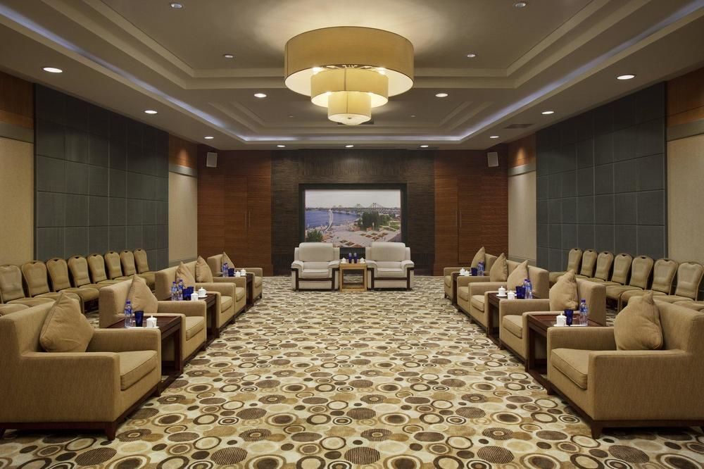 Даньдун: Crowne Plaza Hotel Dandong