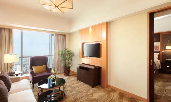 Уху: DoubleTree by Hilton Wuhu