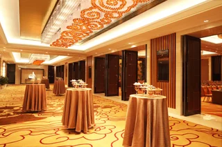 Уху: DoubleTree by Hilton Wuhu