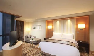 Уху: DoubleTree by Hilton Wuhu