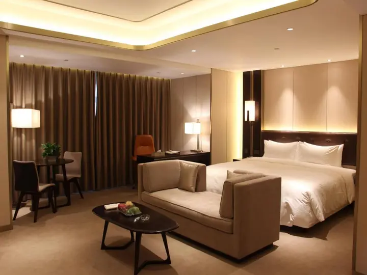 Наньнин: Imperial Dragon Bay Purejoy Hotel