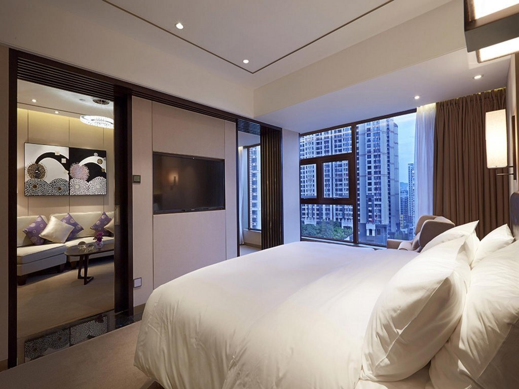 Наньнин: Imperial Dragon Bay Purejoy Hotel