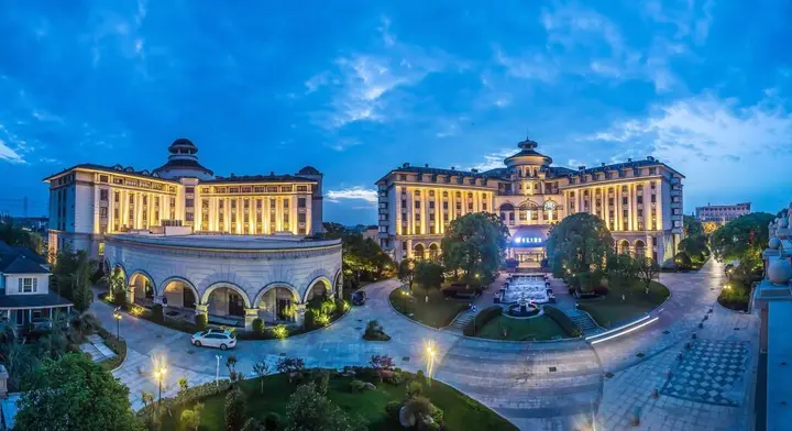 Шанхай: New Century Hotel Pudong Shanghai
