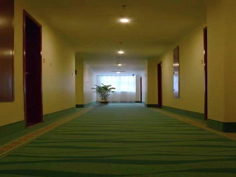 Лоян: Greentree Inn Luoyang West Zhongzhou Road Hotel