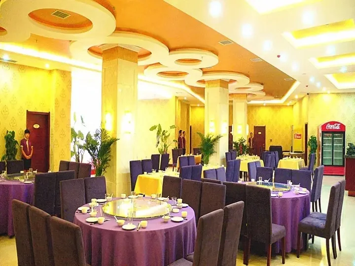 Лоян: Greentree Inn Luoyang West Zhongzhou Road Hotel