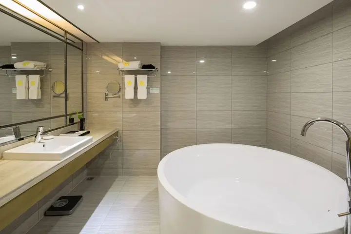 Шаоян: Shaoyang Huatian Hotel
