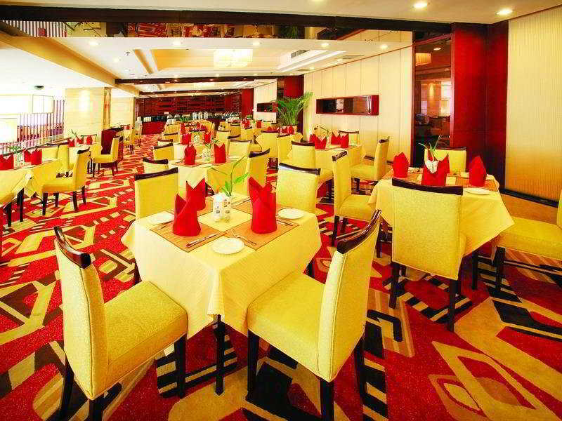 Чжанцзяцзе: Yichen International Hotel