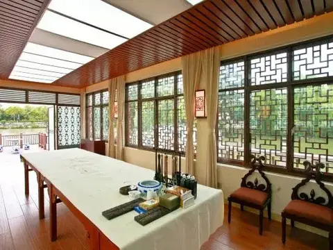 Сянфань: Nanhu Hotel