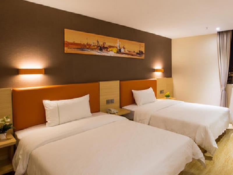 Синъи: 7 Days Premium Xingyi Airport Branch