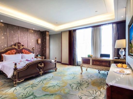 Нанкин: Zhenbao Holiday Hotel (Nanjing Jiangning)