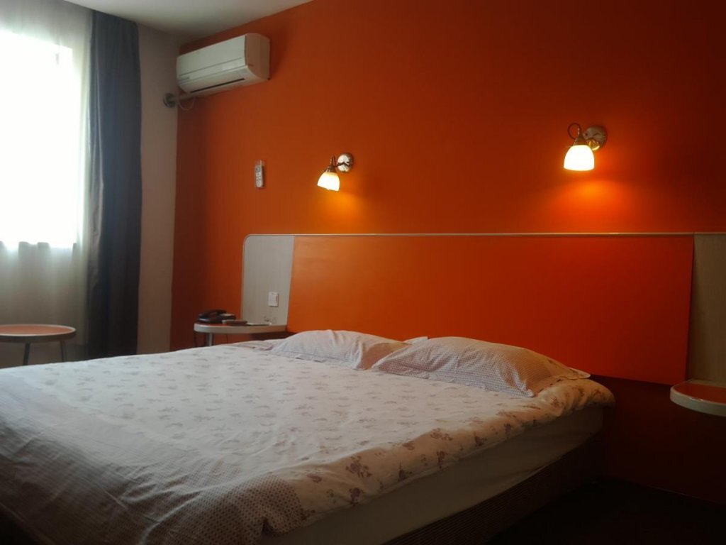 Нанкин: Motel 168 He Yan Road Inn