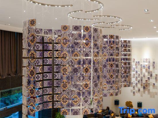 Синъи: Xing Yi Hai Yu Hotel