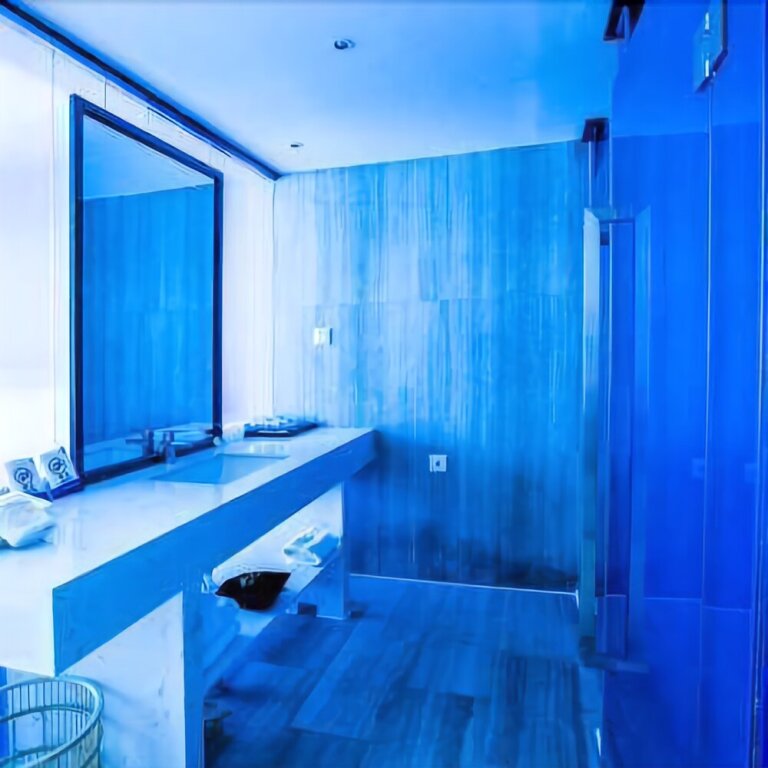 Синъи: Xing Yi Hai Yu Hotel
