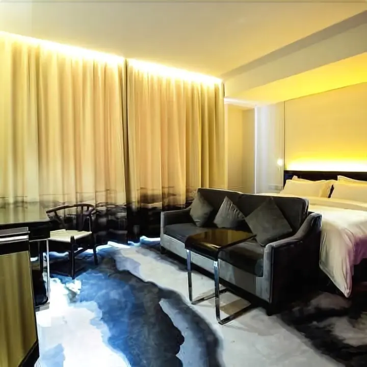 Синъи: Xing Yi Hai Yu Hotel