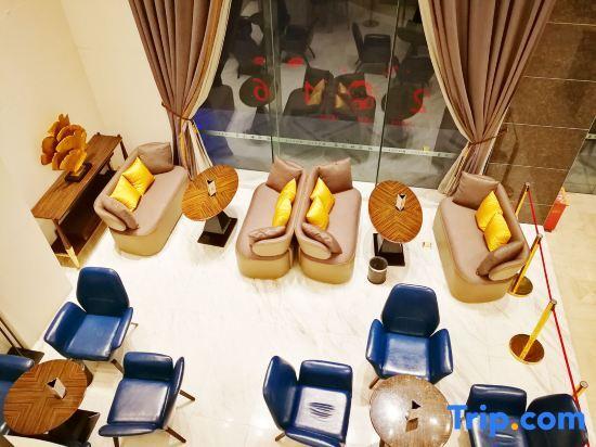 Синъи: Xing Yi Hai Yu Hotel