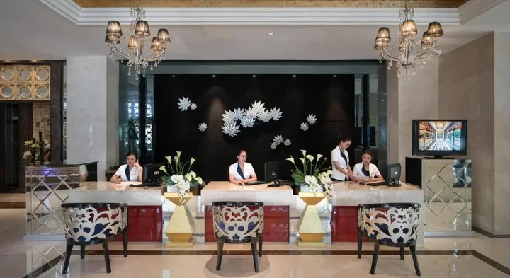 Чунцин: Rezen Kingtown Hotel (Chongqing Guanyinqiao)