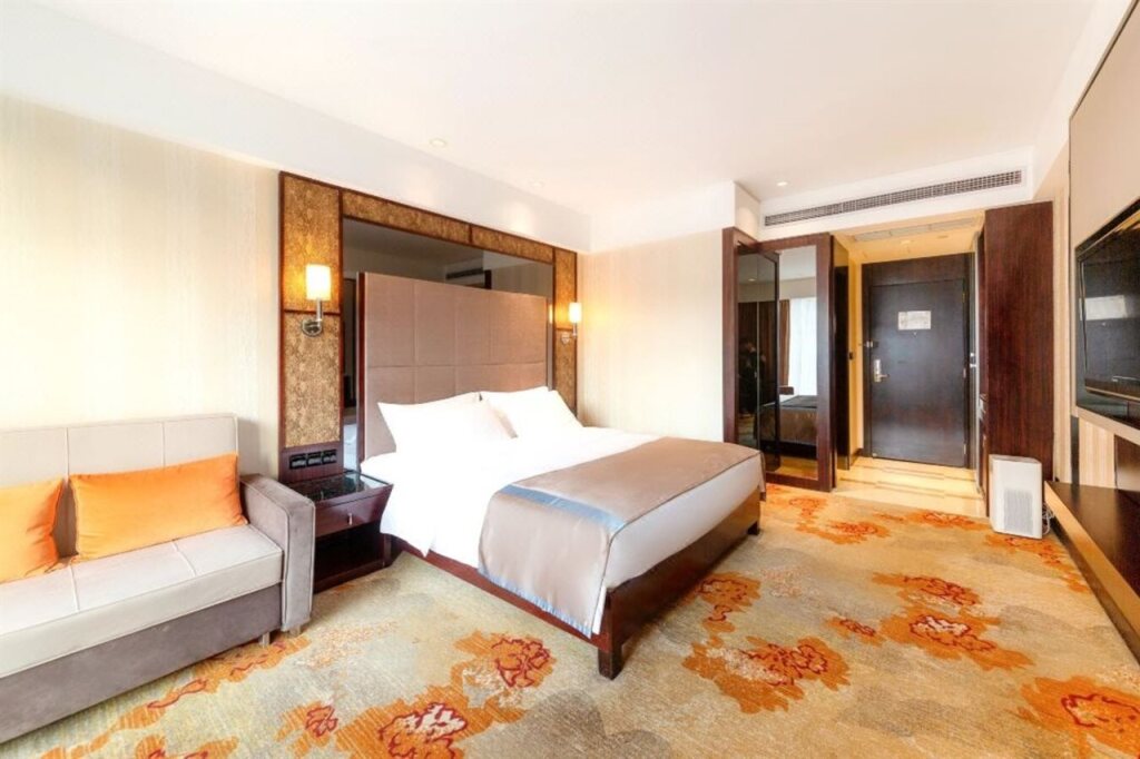 Чунцин: Rezen Kingtown Hotel (Chongqing Guanyinqiao)