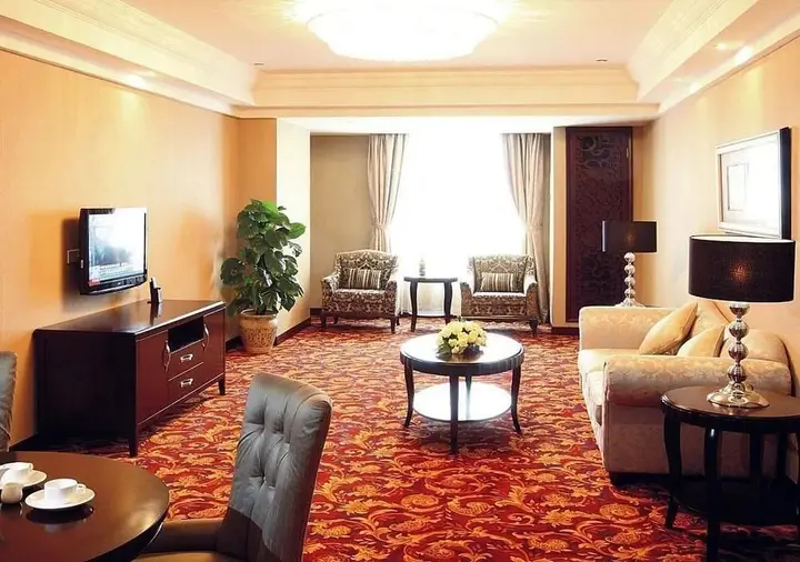 Уху: Country Garden Phoenix Hotel