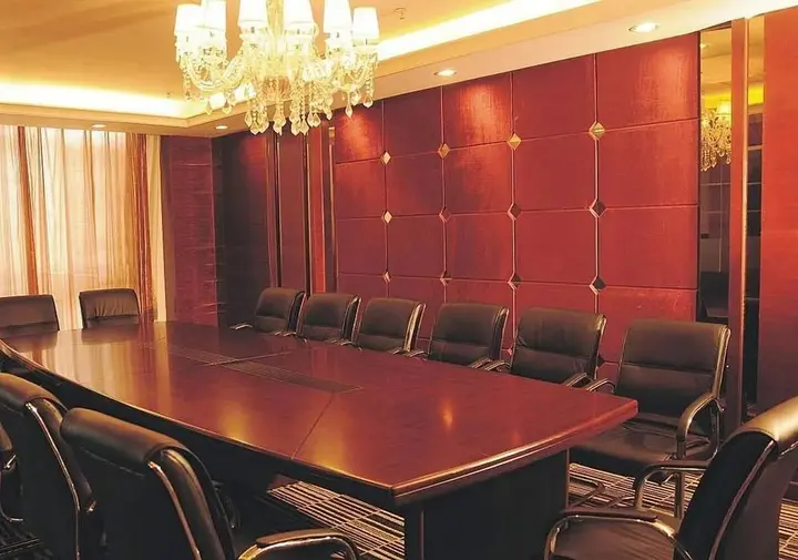 Уху: Country Garden Phoenix Hotel
