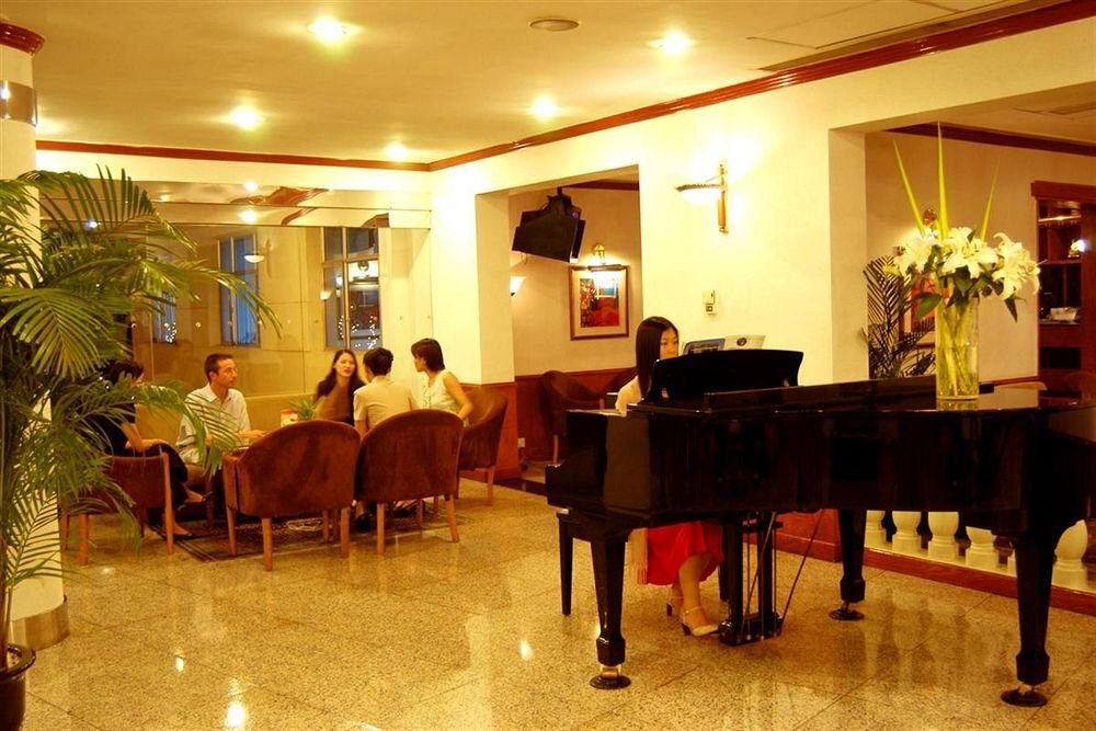 carousel image 3