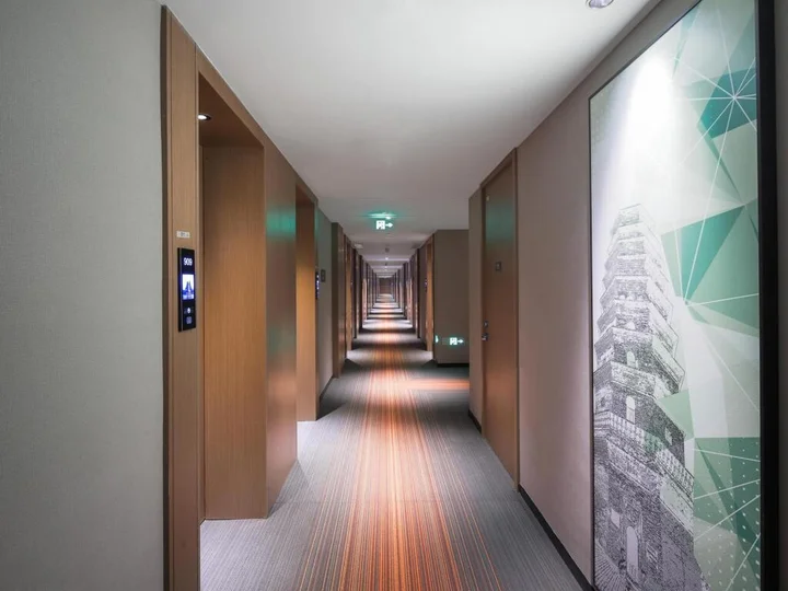 Ляньюньган: Xiangxieer Mingzhu International Hotel