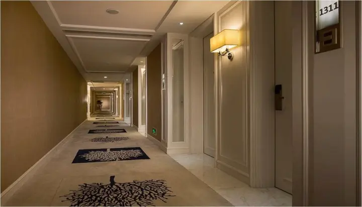 Шэньчжэнь: Venus Royal Hotel （Kirin Parkview Hotel）