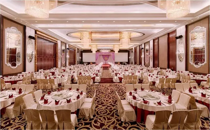 Шэньчжэнь: Venus Royal Hotel (Kirin Parkview Hotel)