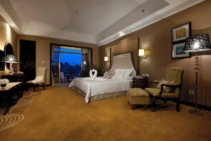 Шаогуань: Country Garden Phoenix Hotel Shaoguan Downtown