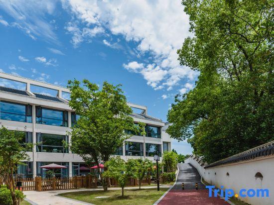 Чанчжоу: Tianmu Lake Bamboo Garden hotel