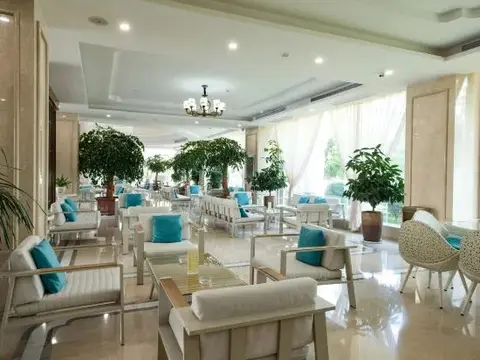 Дали: Xinda Hotel (Dali High-Speed Railway Station & Erhai Lake Park)